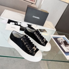 Chanel Low Shoes